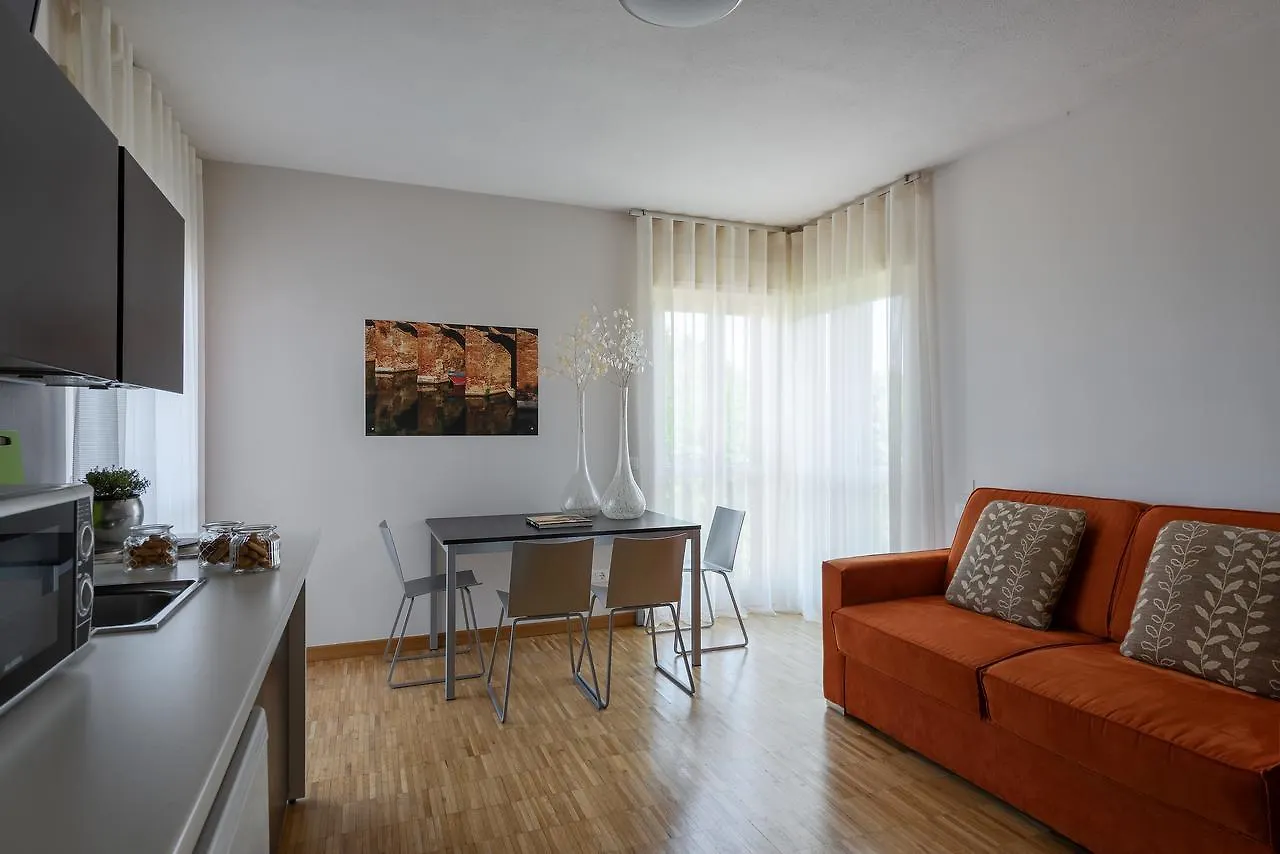 Vialeromadodici Rooms & Apartments Lazise