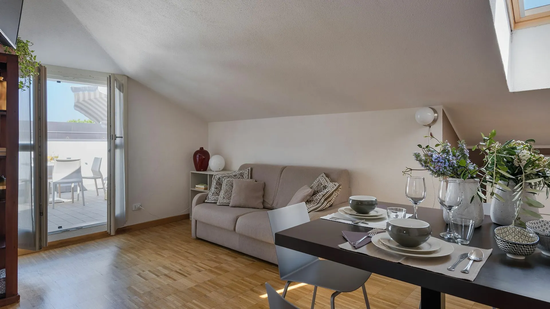 Vialeromadodici Rooms & Apartments Lazise 3*,