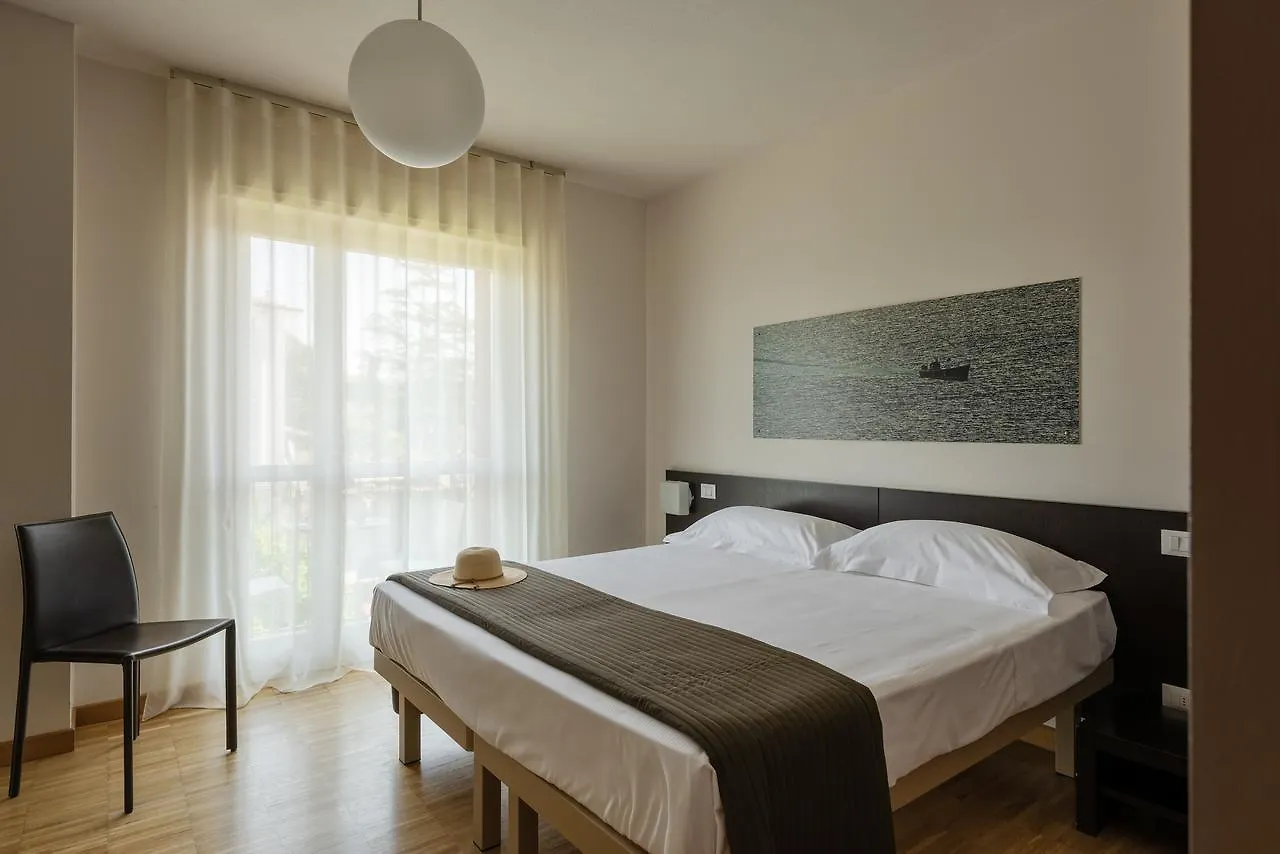 Vialeromadodici Rooms & Apartments Lazise