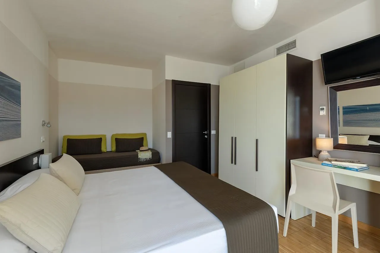 *** Gasthof Vialeromadodici Rooms & Apartments Lazise Italien