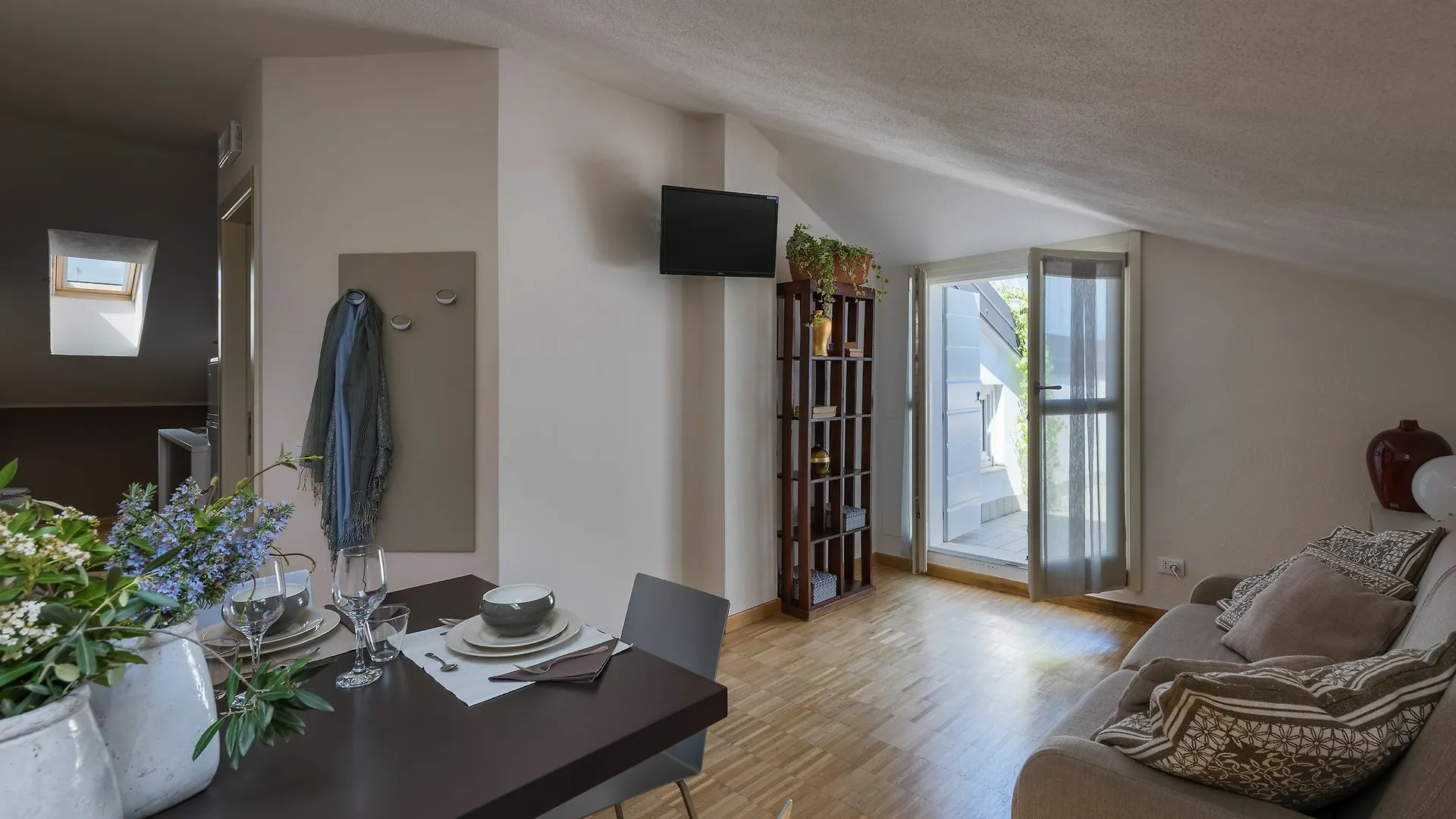 Vialeromadodici Rooms & Apartments Lazise