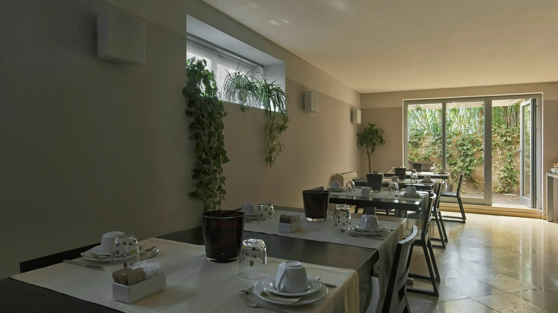 *** Gasthof Vialeromadodici Rooms & Apartments Lazise Italien