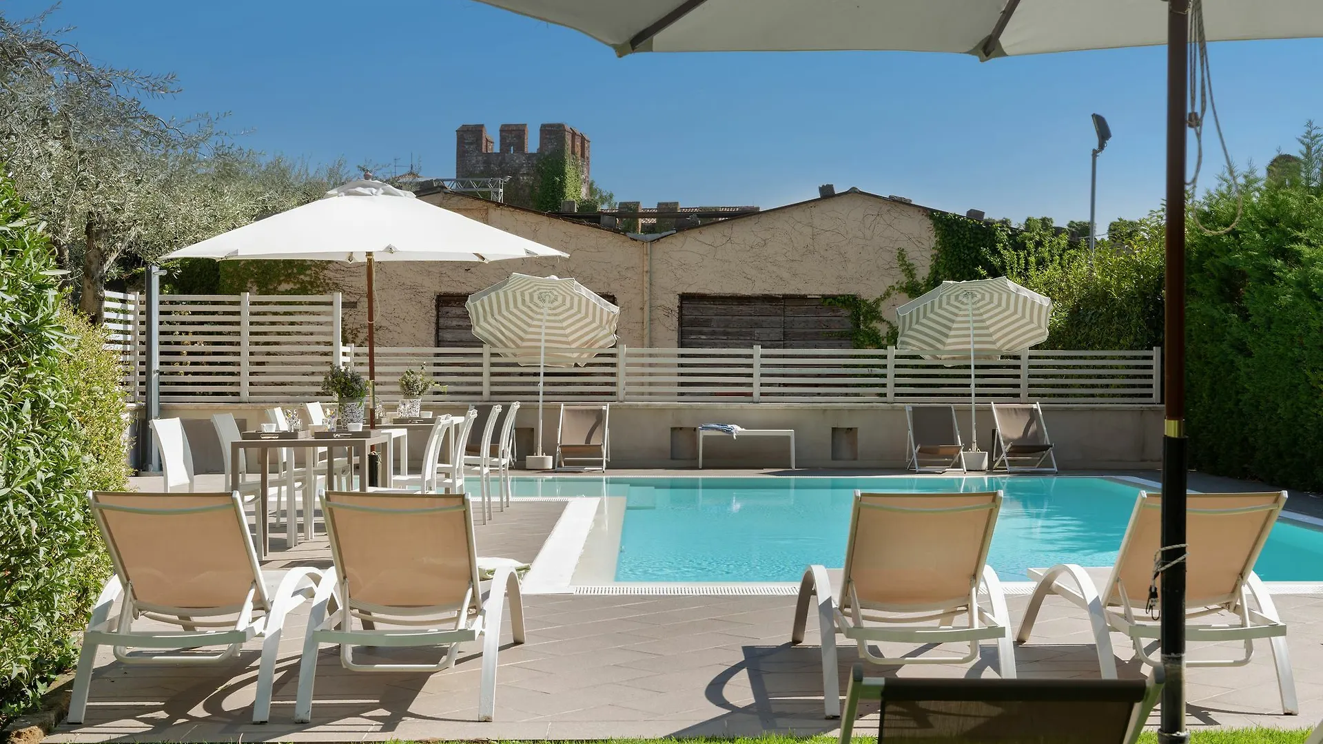 Vialeromadodici Rooms & Apartments Lazise Italien